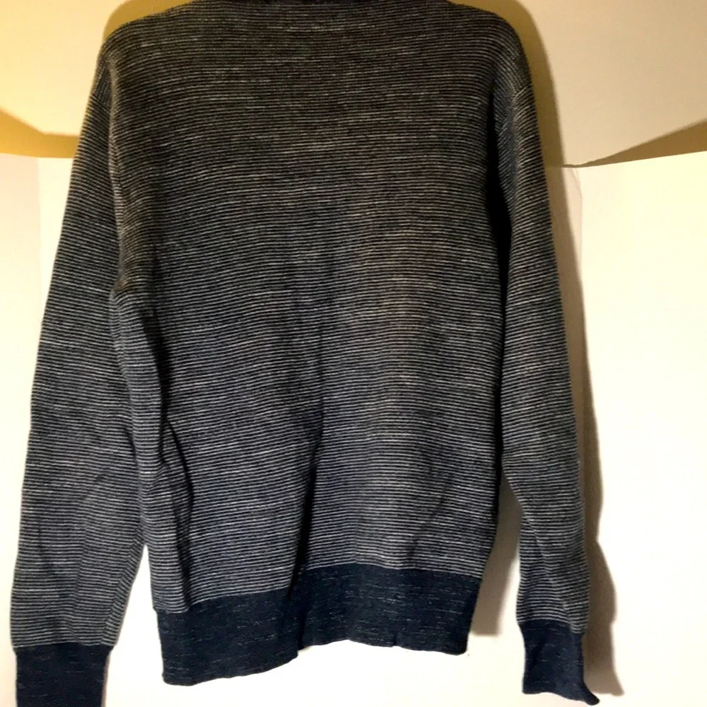 J. Crew sweater size M long sleeves 100% cotton gray blue pullover